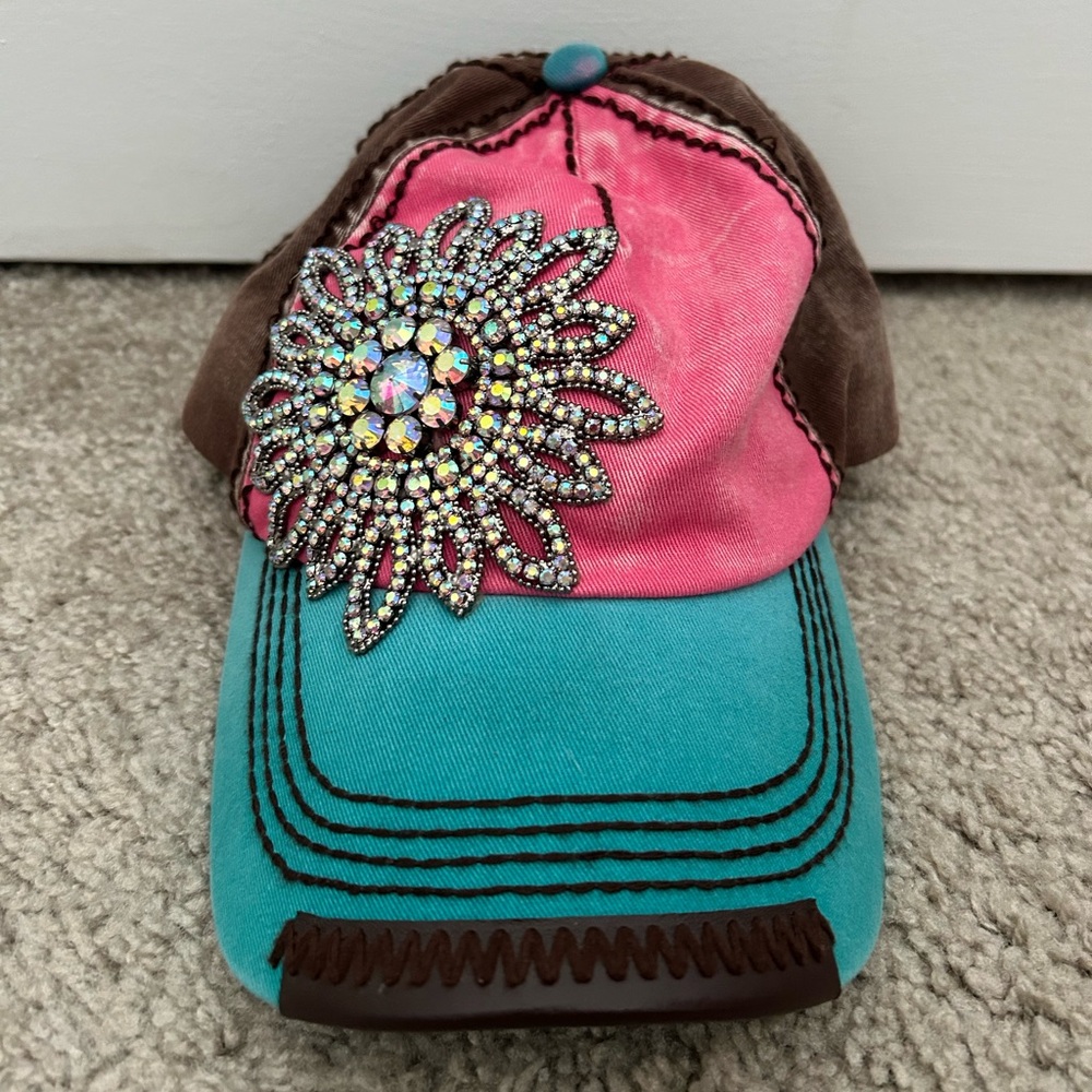 Olive & Pique rhinestone hat